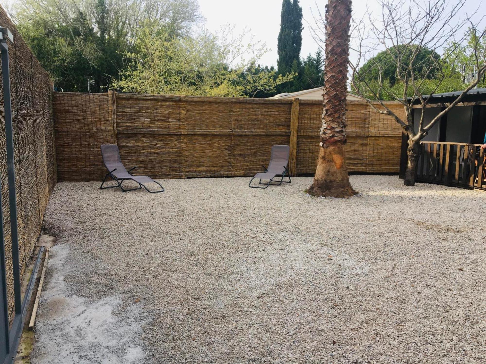 Mobil-Home Avec Grand Jardin Sérignan Dış mekan fotoğraf